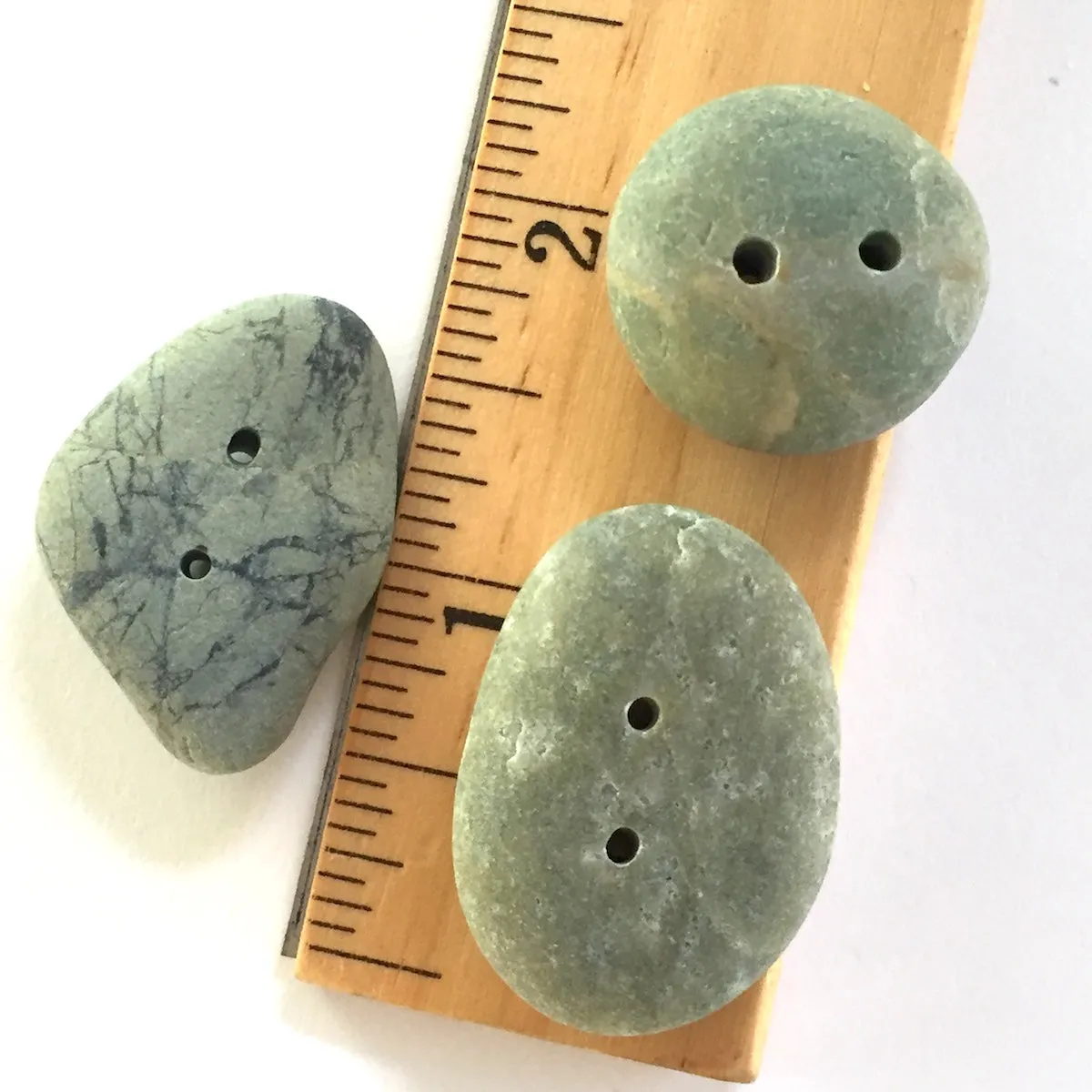 Beach Stone Buttons, 3 Large Green # BCH-52