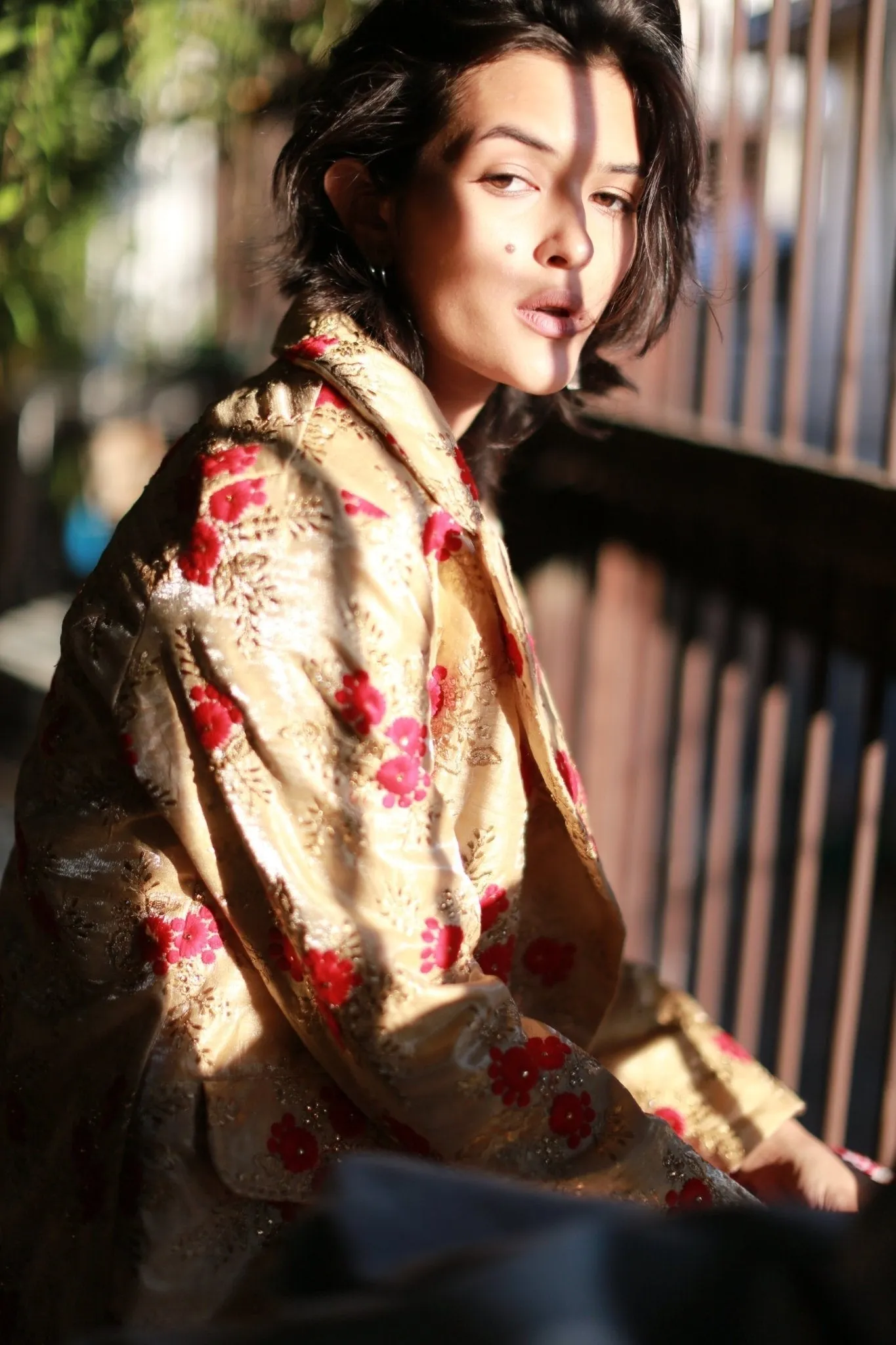 Chinese Flower Silk Embroidered Jacket Pia