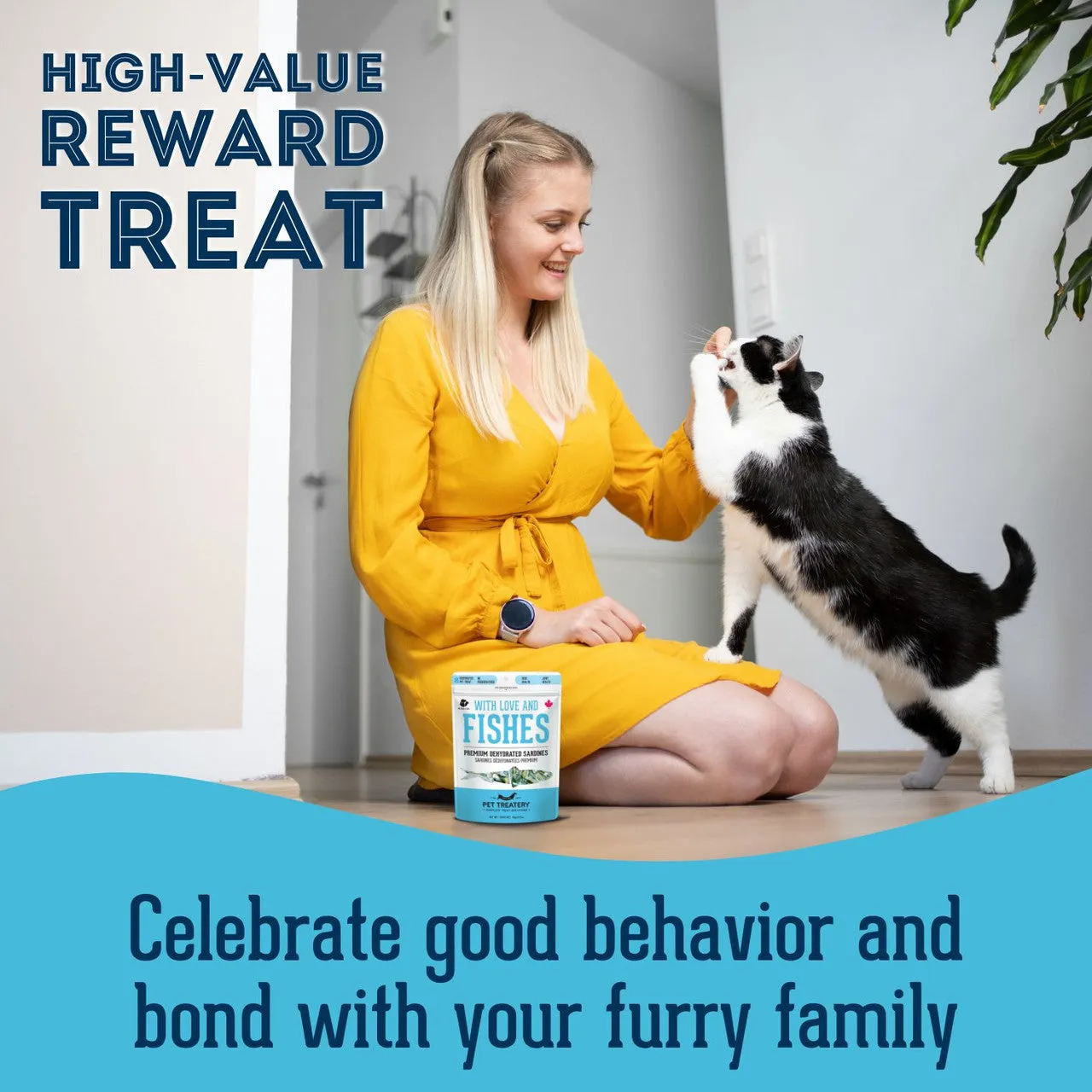 Pet Treatery Premium Dehydrated Sardine Treats for Dogs and Cats